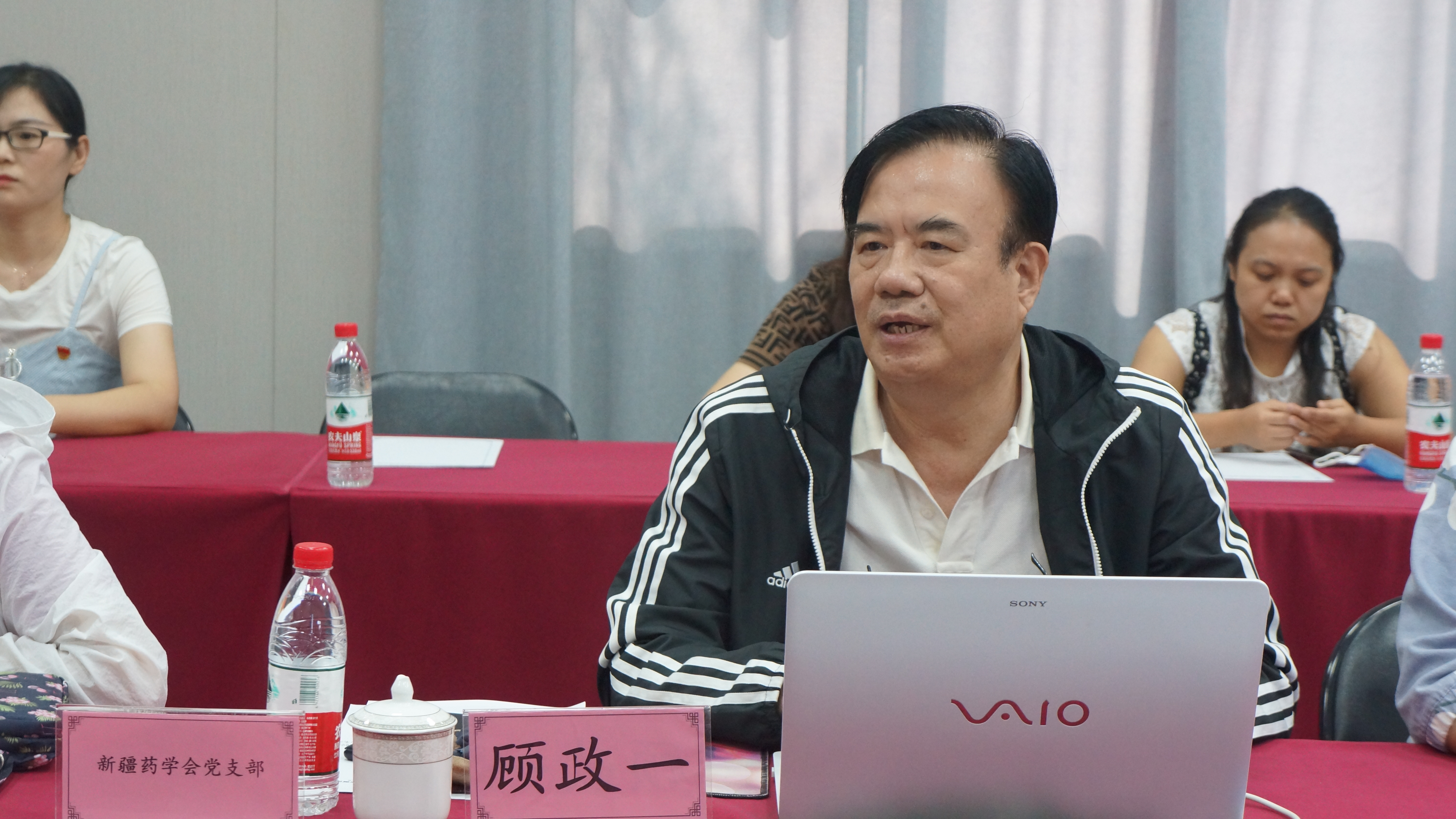 [学党史 悟思想]自治区科技社团党委、新疆药学会党支部、新疆银朵兰药业党总支联合开展“学党史、悟初心、担使命”主题党日活动